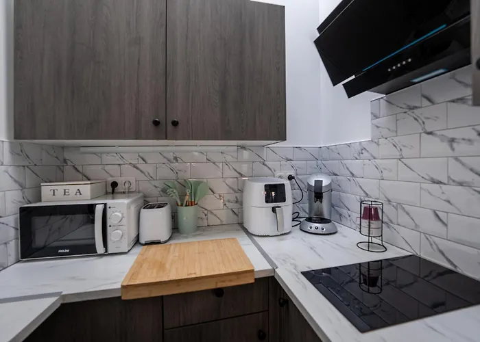 Le Petit Pierre A 5 Min De La Gare Insolites